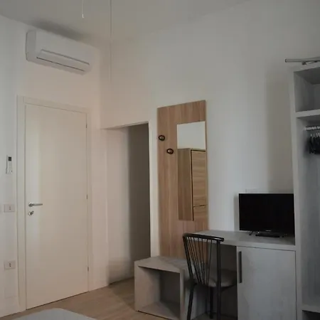 Rossi * チェルヴィア